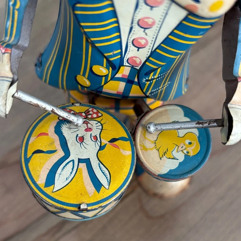 Vintage Rabbit Drummer - Picture 14 of 16